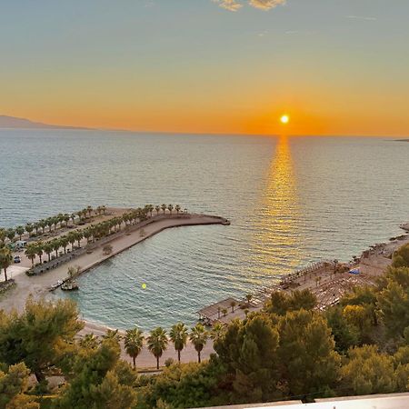 Helia Seaside Hotel Sarandë Eksteriør billede