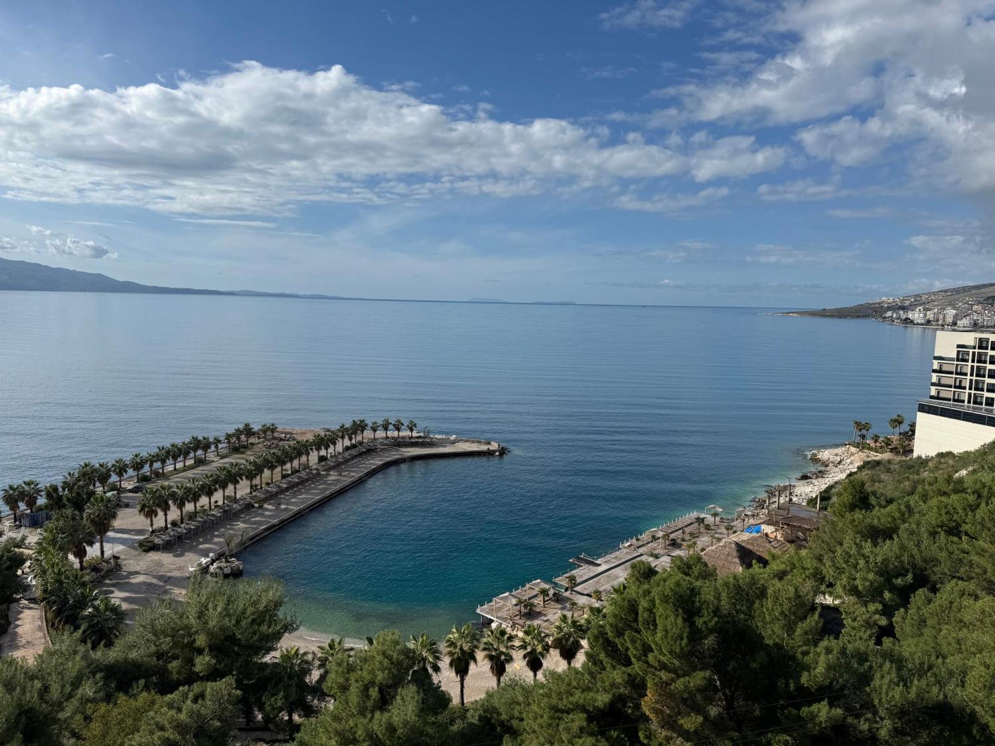 Helia Seaside Hotel Sarandë Eksteriør billede