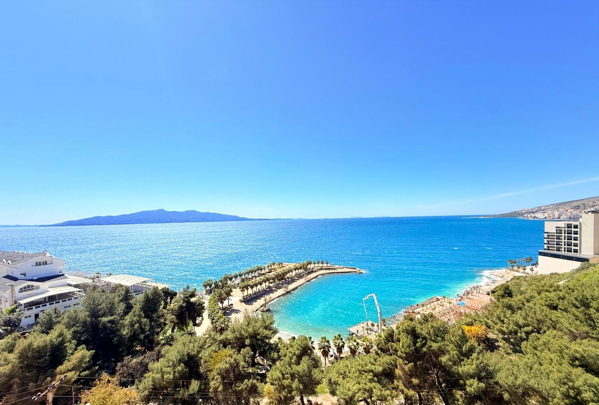 Helia Seaside Hotel Sarandë Eksteriør billede