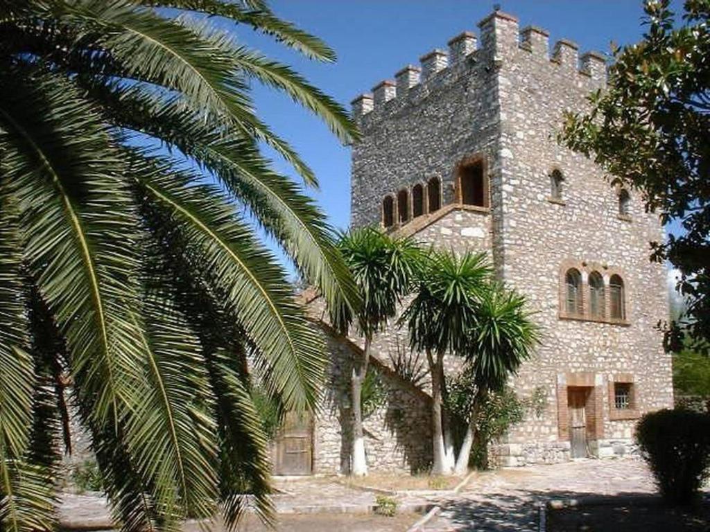 Helia Seaside Hotel Sarandë Eksteriør billede